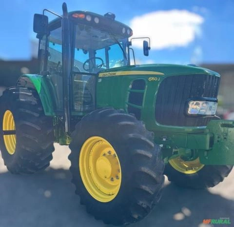 Trator Jonh Deere 6150J ano 2021 Imagem Trator Jonh Deere 6150J ano 2021
