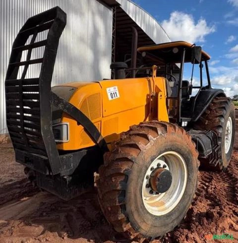 Trator Valtra BH180 ano 2010 Imagem Trator Valtra BH180 ano 2010