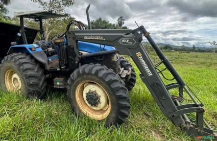 Trator New Holland TS100 ano 2008 Imagem Trator New Holland TS100 ano 2008