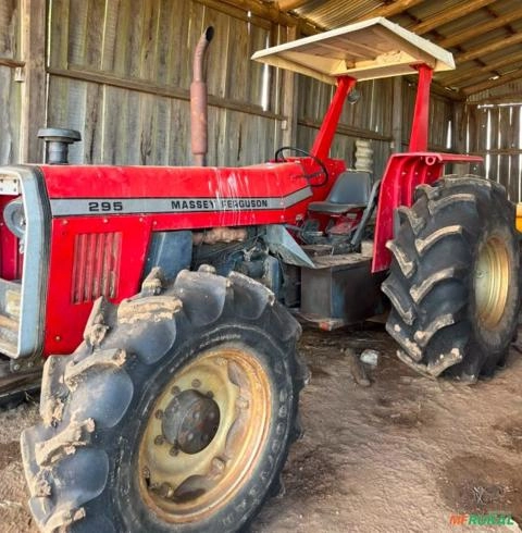 Trator Massey Ferguson 295 ano 1984 Imagem Trator Massey Ferguson 295 ano 1984