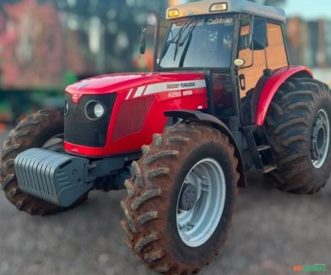 Trator Massey Ferguson 4299 ano 2012 Imagem Trator Massey Ferguson 4299 ano 2012