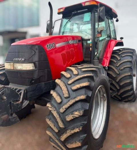 Trator Case Maxxum180 ano 2010 Imagem Trator Case Maxxum180 ano 2010