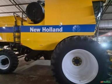 Colheitadeira New Holland TC5090 ano 2013 Imagem Colheitadeira New Holland TC5090 ano 2013