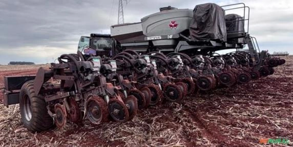 Plantadeira de Verão Massey Ferguson Momentum24F ano 2022 Imagem Plantadeira de Verão Massey Ferguson Momentum24F ano 2022