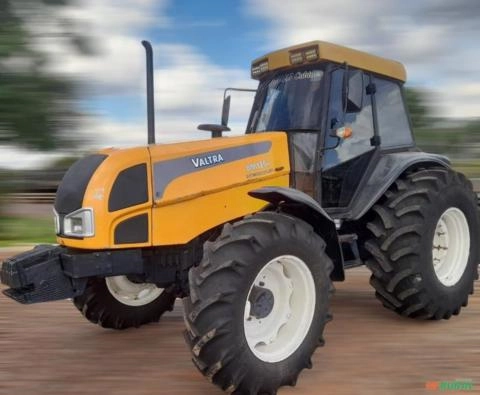 Trator Valtra BM125I Ano 2014 Imagem Trator Valtra BM125I Ano 2014