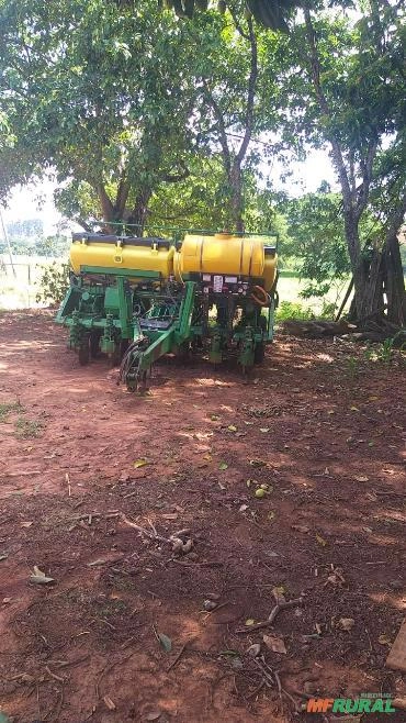 Plantadeira John Deere 1107 Imagem Plantadeira John Deere 1107