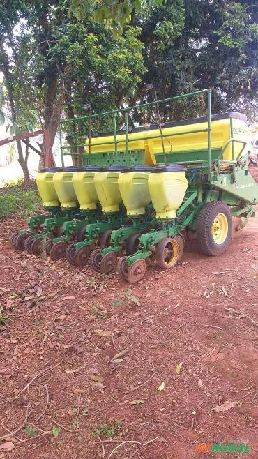 Imagem Plantadeira John Deere 1107 Imagem Plantadeira John Deere 1107