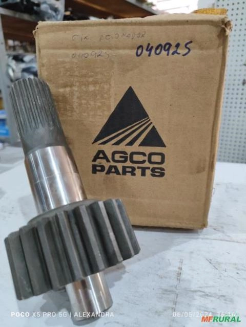 Eixo Engrenagem De Acionamento Tração MF AGCO Imagem Eixo Engrenagem De Acionamento Tração MF AGCO