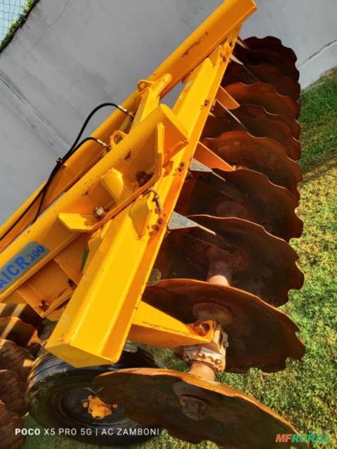 Grade Aradora Intermediaria GAICR 20x28x300 TATU Imagem Grade Aradora Intermediaria GAICR 20x28x300 TATU