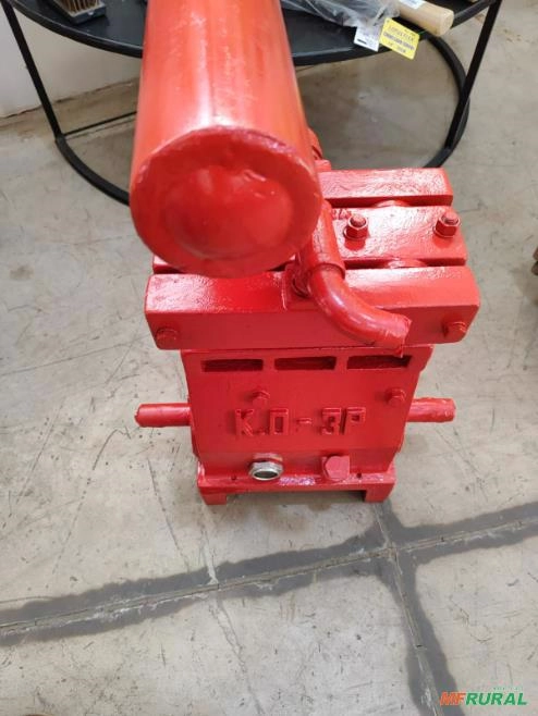 Bomba K.O 80 para Pulverizador ou Lavador  REVISADA COM GARANTIA. Imagem Bomba K.O 80 para Pulverizador ou Lavador  REVISADA COM GARANTIA.