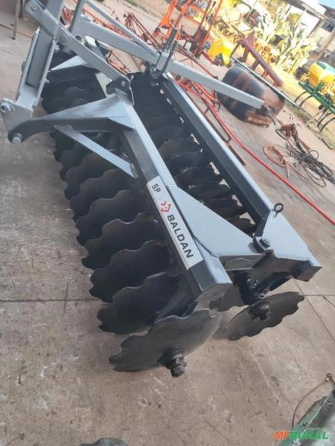 Grade Niveladora 32 discos - Baldan Imagem Grade Niveladora 32 discos - Baldan