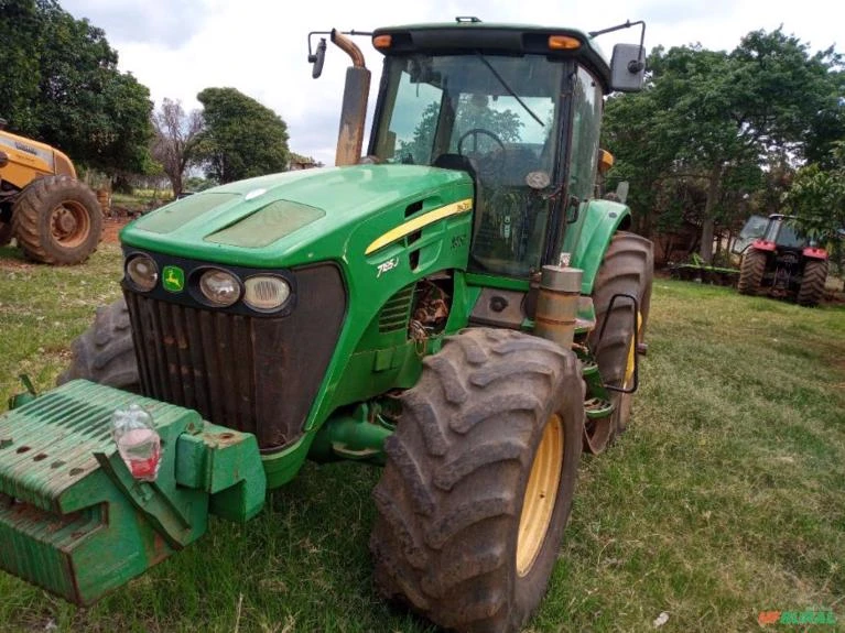 Trator John Deere 7185J 4x4 ano 13