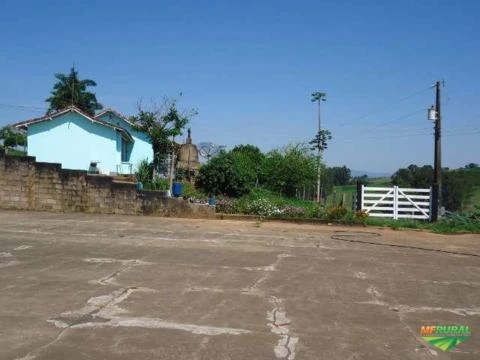 Sitio 5 alqueires localizado em São Sebastião da Bela Vista