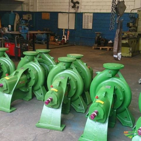 Imagem Manutenção em bombas de alta pressão e montagem de sistema de irrigação Imagem Manutenção em bombas de alta pressão e montagem de sistema de irrigação