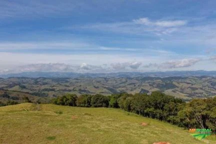 Fazenda Itapeva - MG - á 170Km de SP - Um lugar pertinho do Céu uma vistá singular