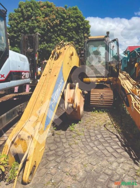 Imagem ESCAVADEIRA CAT 320D2 -2014 Imagem ESCAVADEIRA CAT 320D2 -2014