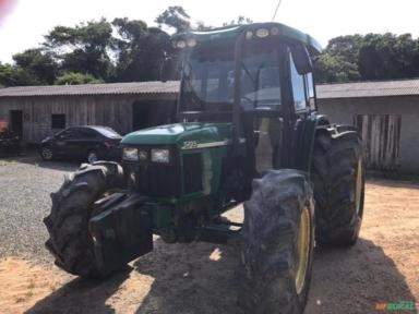 Imagem Trator John Deere 5705 4x4 ano 06 Imagem Trator John Deere 5705 4x4 ano 06