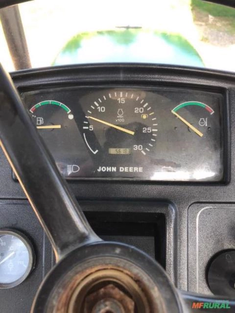Imagem Trator John Deere 5705 4x4 ano 06 Imagem Trator John Deere 5705 4x4 ano 06