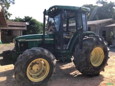 Imagem Trator John Deere 5705 4x4 ano 06 Imagem Trator John Deere 5705 4x4 ano 06