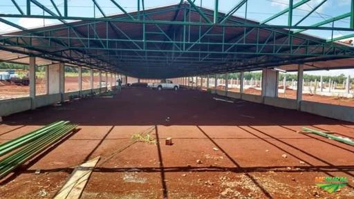 ETI industrial de pré moldados e metalúrgica construtora