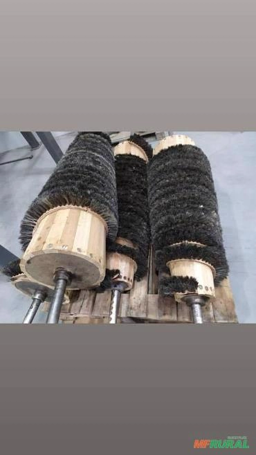 Tamborim Cônico de Madeira para Polimento Imagem Tamborim Cônico de Madeira para Polimento