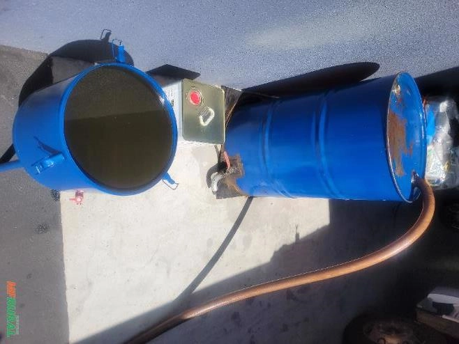 Óleo lubrificante usado ou contaminado Imagem Óleo lubrificante usado ou contaminado