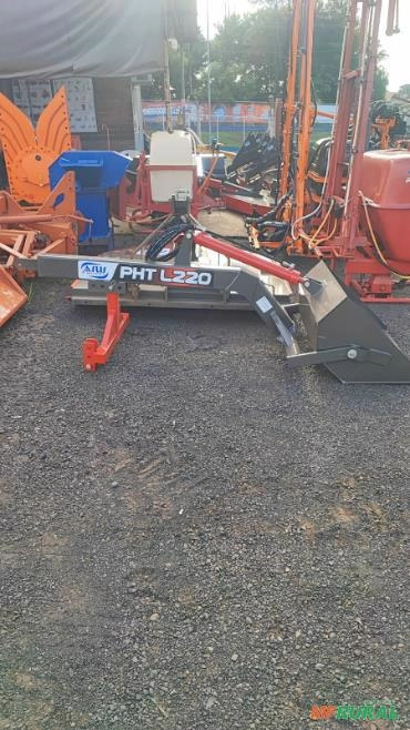 PA TRASEIRA COM PISTAO HIDRAULICO A PRONTA ENTREGA Imagem PA TRASEIRA COM PISTAO HIDRAULICO A PRONTA ENTREGA