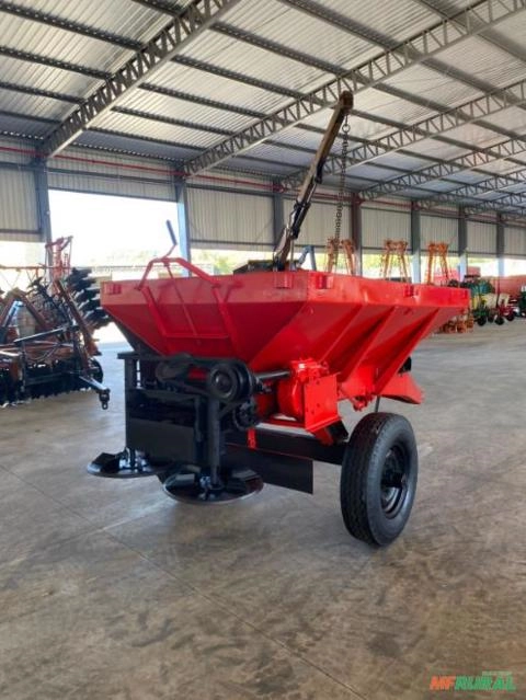 Imagem CALCARIADEIRA JUMIL 2500KG MOD. LIDER 20-50 TT USADA Imagem CALCARIADEIRA JUMIL 2500KG MOD. LIDER 20-50 TT USADA