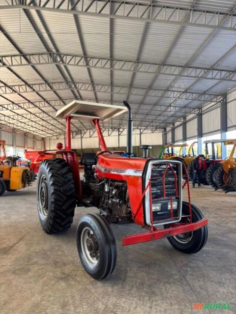 TRATOR 290 PAVT ANO 1982 Imagem TRATOR 290 PAVT ANO 1982