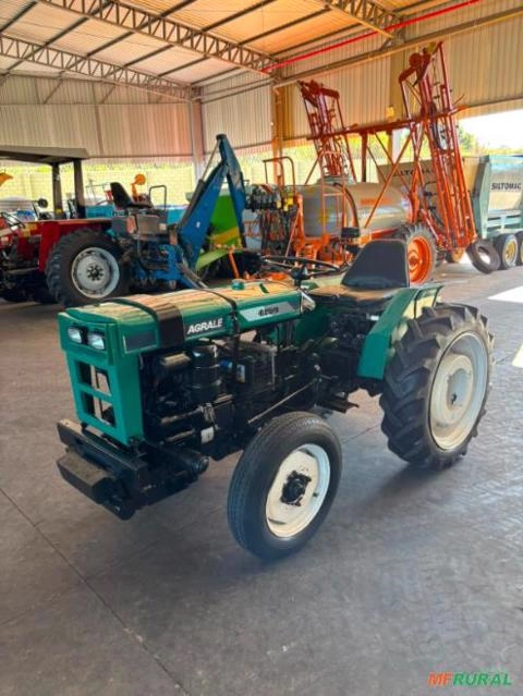 TRATOR AGRALE MOD. 4100 Imagem TRATOR AGRALE MOD. 4100