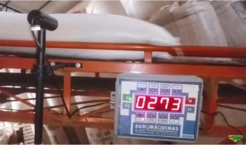 Imagem CONTADOR DIGITAL COM SENSOR . CT-M01-4D esteira transportadora (Counter Conveyor Belt) Imagem CONTADOR DIGITAL COM SENSOR . CT-M01-4D esteira transportadora (Counter Conveyor Belt)