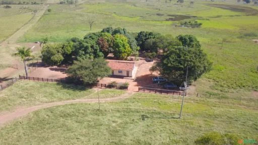 FAZENDA PARA SOJA OU GADO NA BEIRA DO RIO PRETO EM UNAÍ – MG