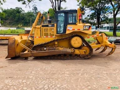 Trator de Esteira Caterpillar D6T XL ano 2008