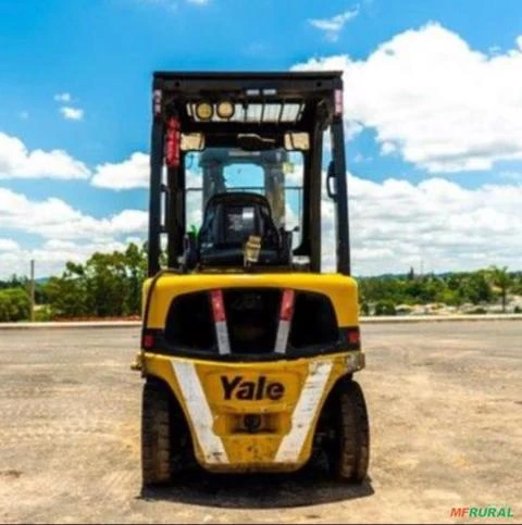 Empilhadeira Yale GP050VX ano 2017 à gás, para 2500 kg