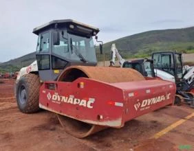 Rolo Compactador Dynapac CA610D ano 2021 com 905 horas