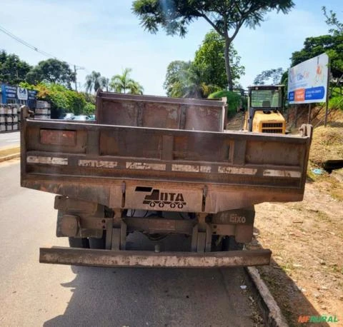 Ford F4000 ano 2001 com caçamba e mecânica em ótimo estado