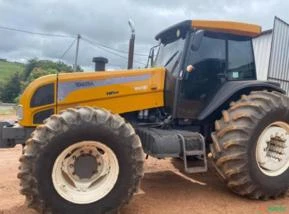 Trator Valtra BH180 ano 2013, 4x4, 7400 horas, cabinado