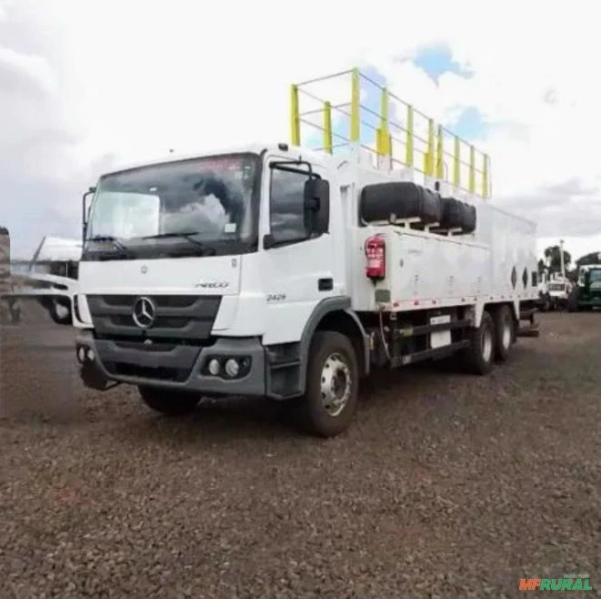 Caminhõe MB Atego 2426 ano 2022, Comboio, 6x2, com 56.000 km