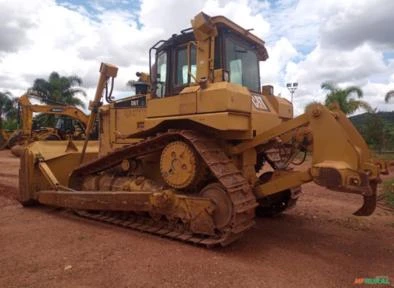 Trator de Esteira Caterpillar D6T XL ano 2018 com 8450 horas