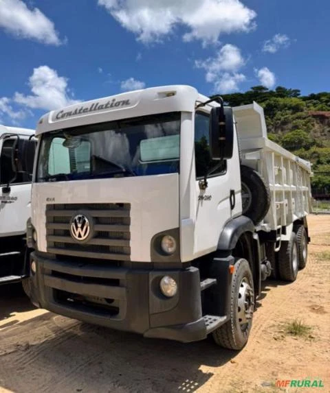 VW 26-260 ano 2012, 6x4, caçamba de 15 ㎥, média de 210.000 km