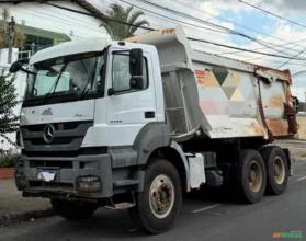 MB 4144 ano 2020, 6x4, com caçamba Rossetti de 18 ㎥ e média de 10.500 horas