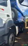 Caminhão Mercedes Benz MB Axor 4144 ano 2020, 6x4, com caçamba de 16 ㎥, 76.500 km Imagem Caminhão Mercedes Benz MB Axor 4144 ano 2020, 6x4, com caçamba de 16 ㎥, 76.500 km