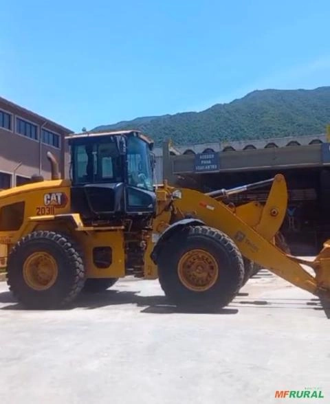 Pá Carregadeira Caterpillar 938K ano 2020, cabinada, com 9500 horas Imagem Pá Carregadeira Caterpillar 938K ano 2020, cabinada, com 9500 horas