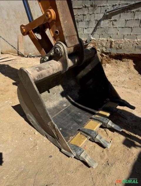 Imagem Escavadeira Case CX220 ano 2013 com 6800 horas Imagem Escavadeira Case CX220 ano 2013 com 6800 horas