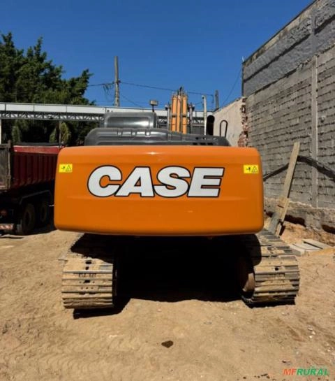 Imagem Escavadeira Case CX220 ano 2013 com 6800 horas Imagem Escavadeira Case CX220 ano 2013 com 6800 horas