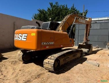 Imagem Escavadeira Case CX220 ano 2013 com 6800 horas Imagem Escavadeira Case CX220 ano 2013 com 6800 horas