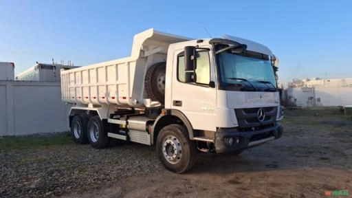 Caminhão Mercedes Benz MB 2730 ano 2023, 6x4, caçamba de 14 ㎥, média de 5.000 km Imagem Caminhão Mercedes Benz MB 2730 ano 2023, 6x4, caçamba de 14 ㎥, média de 5.000 km