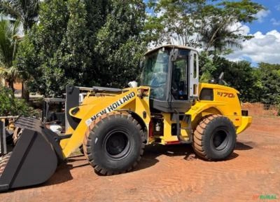 Pá Carregadeira New Holland W170B ano 2016 com 8000 horas Imagem Pá Carregadeira New Holland W170B ano 2016 com 8000 horas