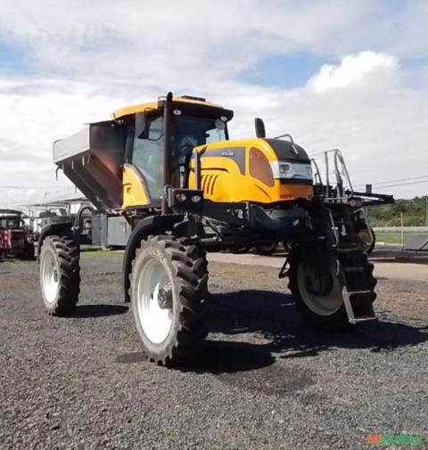 Adubadora de Cana Valtra BS3350H ano 2021 Imagem Adubadora de Cana Valtra BS3350H ano 2021