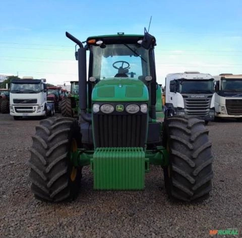 Imagem Trator John Deere 7230J ano 2022, 4x4, com 1.305 horas Imagem Trator John Deere 7230J ano 2022, 4x4, com 1.305 horas